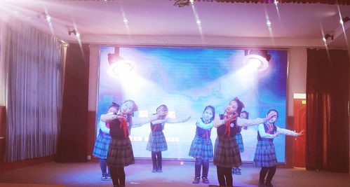 迎元旦,慶新春 鐵爐寨小學(xué)舉辦2021年元旦文藝匯演活動(dòng)